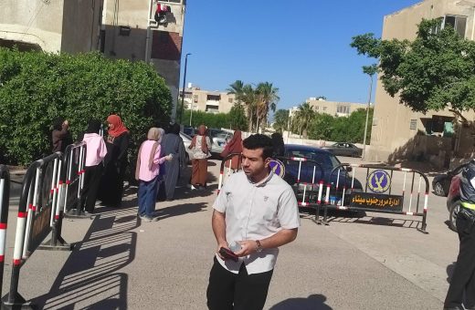 اللغة الإنجليزية بالثانوية العامة