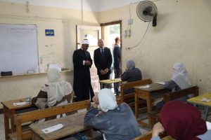 IMG 5290 طلاب الثانوية الأزهرية طلاب الثانوية الأزهرية يختتمون امتحانات القسم العلمي.. تفاصيل آخر يوم باللجان موقع في الجامعة