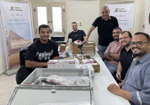 من المخلفات إلى منتج مستدام.. طلاب هندسة أسيوط يبتكرون ماكينة ذكية لإنتاج إنترلوك صديق للبيئة 2 طلاب هندسة أسيوط