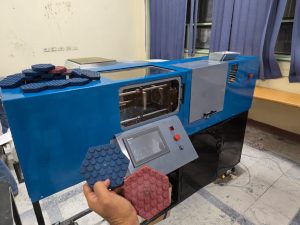 من المخلفات إلى منتج مستدام.. طلاب هندسة أسيوط يبتكرون ماكينة ذكية لإنتاج إنترلوك صديق للبيئة 4 IMG 6640 طلاب هندسة أسيوط من المخلفات إلى منتج مستدام.. طلاب هندسة أسيوط يبتكرون ماكينة ذكية لإنتاج إنترلوك صديق للبيئة موقع في الجامعة