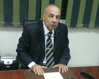 IMG 6911 كلية الحقوق بجامعة المنيا تضبط طالبًا يستخدم نظارة نقيب التجاريين لـ"في الجامعة": تطوير أعضاء هيئة التدريس هو مفتاح النهوض بكليات التجارة موقع في الجامعة