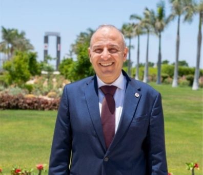 الدكتور أحمد الصباغ رئيسًا للجامعة المصرية اليابانية للعلوم والتكنولوجيا