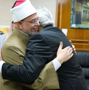 الدكتور محمود صديق يتسلم رئاسة جامعة الأزهر