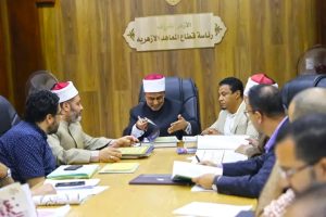 1785686692181 قطاع المعاهد الأزهرية يدرس إنشاء معهد للخط العربي للحفاظ على التراث الإسلامي.. قطاع المعاهد الأزهرية يدرس إنشاء معهد للخط العربي والزخرفة موقع في الجامعة