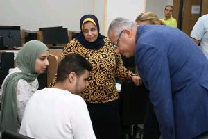 1785951994545 أكثر من 1000 طالب وطالبة بمعامل تنسيق جامعة عين شمس أكثر من 1000 طالب وطالبة بمعامل تنسيق جامعة عين شمس في أول أيام المرحلة الأولى للقبول بالجامعات موقع في الجامعة