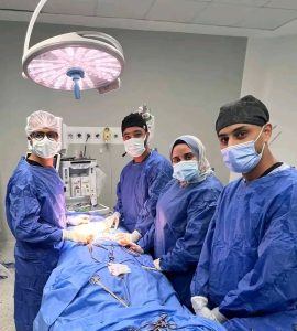 جراحة عاجلة تنقذ طفلًا 9 سنوات بمستشفيات سوهاج الجامعية