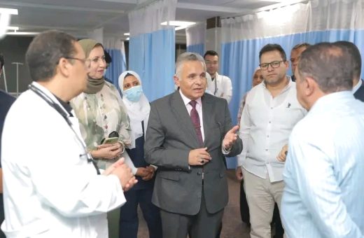 جامعة السويس تبدأ التشغيل الأولي لوحدة الغسيل الكلوي