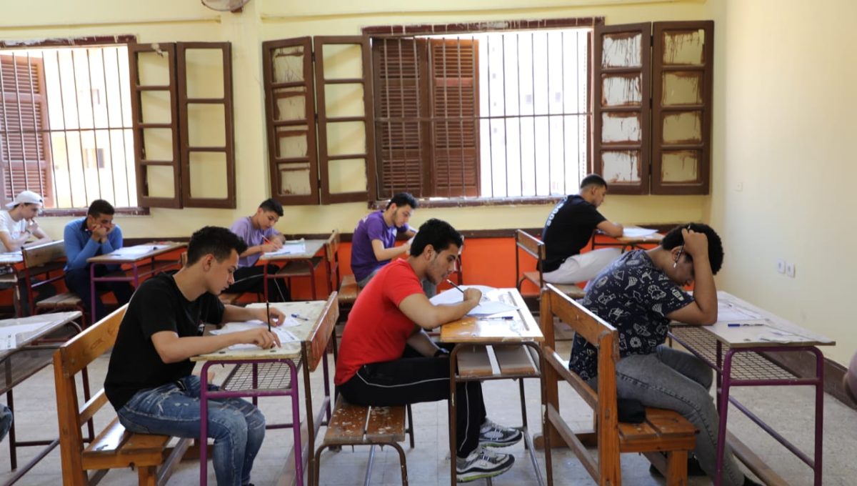 206 آلاف طالب يبدأون امتحانات الثانوية العامة الدور الثاني
