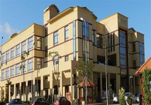 جامعة هليوبوليس تفتح باب القبول للطلاب بكلية إدارة الأعمال.. وتطرح مناهج متطورة في اقتصاديات التنمية المستدامة