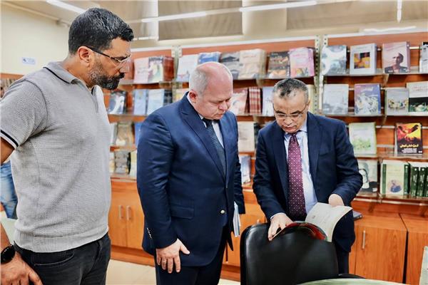مصر وروسيا تبحثان زيادة ترجمة الأدب الروسي