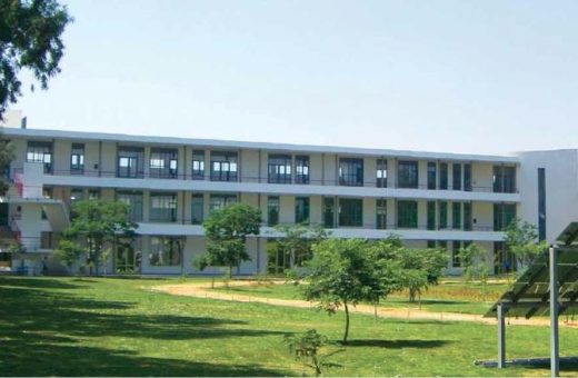 20678560331439211870 1 جامعة هليوبوليس جامعة هليوبوليس تفتح باب القبول للطلاب بكلية إدارة الأعمال.. وتطرح مناهج متطورة في اقتصاديات التنمية المستدامة موقع في الجامعة