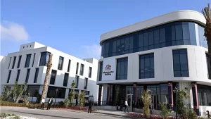 273 1 جامعة باديا عميدة فنون جميلة جامعة باديا تكشف لـ«في الجامعة»: 6 برامج تواكب وظائف المستقبل.. والذكاء الاصطناعي شريك للإبداع وليس بديلًا عن الفنان| حوار موقع في الجامعة