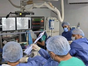 98e64577 36ed 4330 b40c 68ed74f2185c جامعة سوهاج لأول مرة بالمستشفيات الجامعية.. جامعة سوهاج تنجح في إصلاح الصمام الميترالي بالقسطرة موقع في الجامعة