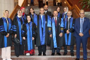طب أسنان الإسكندرية تحتفل بتخريج الدفعة الـ78.. ورئيس الجامعة يوجه رسالة للخريجين 2 طب أسنان الإسكندرية