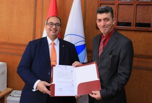 تكليف الدكتور عبد الحميد الشاعر قائمًا بأعمال عميد كلية العلوم بجامعة كفر الشيخ 3 الدكتور عبد الحميد الشاعر قائمًا بأعمال عميد كلية العلوم بجامعة كفر الشيخ