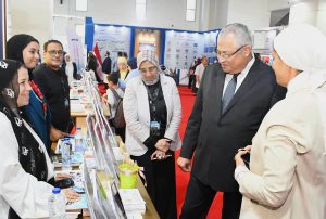 برامج أكاديمية وشراكات دولية.. جامعة عين شمس تستقبل الطلاب بمعرض أخبار اليوم للتعليم العالي 2026 2 FB IMG 1786026482511 جامعة عين شمس برامج أكاديمية وشراكات دولية.. جامعة عين شمس تستقبل الطلاب بمعرض أخبار اليوم للتعليم العالي 2026 موقع في الجامعة