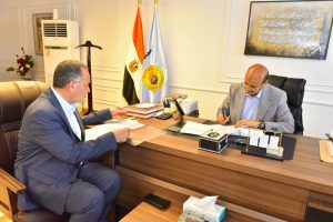 FB IMG 1786284596002 محافظ أسيوط يعتمد نتيجة الدور الثاني للإعدادية محافظ أسيوط يعتمد نتيجة الدور الثاني للإعدادية بنسبة نجاح 81.75% موقع في الجامعة