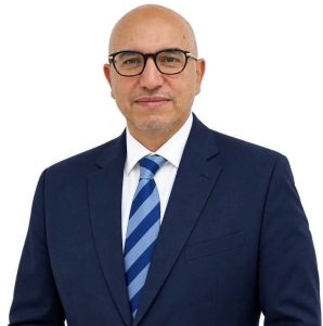 انتخاب أستاذ بقصر العيني بمجلس محافظي الجمعية العالمية للجلوكوما