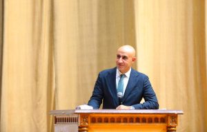 قبل بدء الدراسة.. وزير التعليم يوجه 4500 مدير مدرسة بالاستعداد الكامل للعام الجديد وتطبيق الانضباط 2 وزير التعليم يوجه 4500 مدير مدرسة بالاستعداد الكامل للعام الجديد