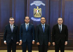 48 مليار جنيه.. 5 جامعات مصرية تبدأ تطبيق نموذج TIER1 للارتقاء بالتصنيف العالمي خلال 3 سنوات 2 48 مليار جنيه لتطوير 5 جامعات مصرية.. بدء تطبيق نموذج TIER1 للارتقاء بالتصنيف العالمي