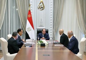 الرئيس السيسي يوجه بتطوير التعليم والجامعات.. اعتماد مناهج البكالوريا المصرية والاستعداد للعام الدراسي الجديد