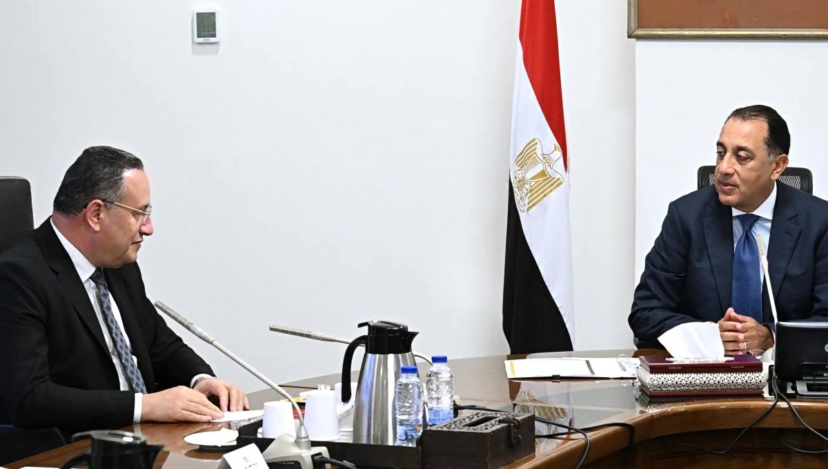 FB IMG 1787648010782 زيادة أعداد الطلاب الوافدين «ادرس في مصر».. الحكومة تكشف خطة زيادة أعداد الطلاب الوافدين 150% خلال 5 سنوات موقع في الجامعة