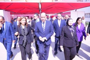 14,486 فرصة عمل للشباب.. وزير العمل ومحافظ القاهرة يفتتحان الملتقى القومي الثاني للتوظيف بمشاركة 80 شركة 2 14,486 فرصة عمل للشباب.. وزير العمل ومحافظ القاهرة يفتتحان الملتقى القومي الثاني للتوظيف بمشاركة 80 شركة