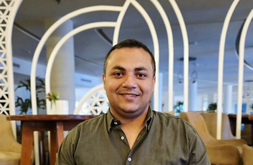 محمد عبده، مدير تطوير آليات الذكاء الاصطناعي بموقع في الجامعة