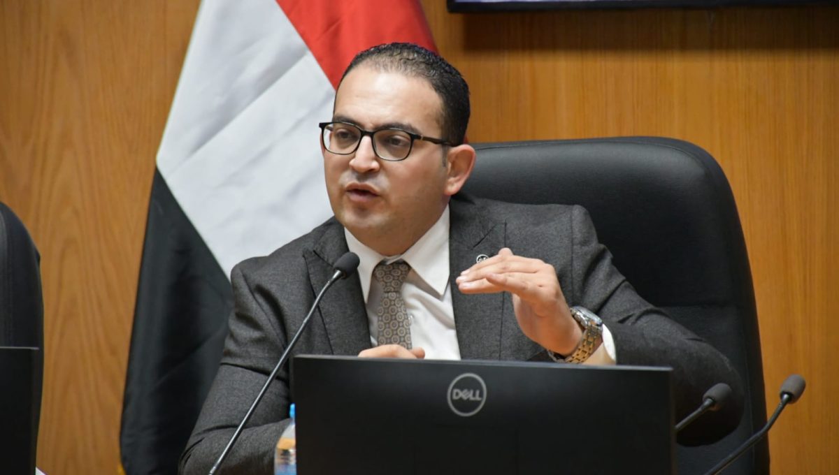 IMG 20260813 WA0007 الكاتب الصحفي محمد صبحي الكاتب الصحفي محمد صبحي يستعرض أسس كتابة الخبر الصحفي في دورة تدريبية بجامعة العاصمة.. تفاصيل موقع في الجامعة