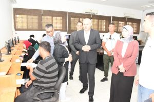 IMG 20260813 WA0069 478 طالبًا استفادوا من مكتب تنسيق قناة السويس 478 طالبًا استفادوا من مكتب تنسيق قناة السويس.. ورئيس الجامعة ويوجه بزيادة مظلات الانتظار موقع في الجامعة