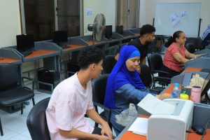 IMG 20260814 WA0061 معامل تنسيق عين شمس تستقبل طلاب المرحلة الثانية معامل تنسيق عين شمس تستقبل طلاب المرحلة الثانية.. 16 معملًا و340 جهازًا لخدمة المتقدمين موقع في الجامعة