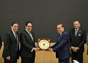 جامعة القاهرة ومدينة اللقاحات تدشنان شراكة استراتيجية لربط البحث العلمي بالصناعة وتطوير اللقاحات