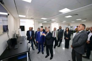 وزير النقل: الاستثمار في التعليم الحديث والتكنولوجيا المتقدمة أساس بناء الإنسان المصري