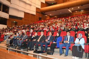 IMG 20260821 WA0059 جامعة العاصمة «الشباب وبناء الوعي».. جامعة العاصمة تكشف طرق مواجهة الشائعات والمعلومات المضللة موقع في الجامعة