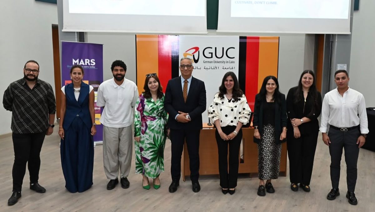 IMG 20260823 WA0023 الجامعة الألمانية بالقاهرة الجامعة الألمانية بالقاهرة تستعرض قصص نجاح خريجي الصيدلة وتفتح آفاقًا جديدة أمام الطلاب لسوق العمل موقع في الجامعة