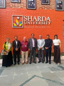 جامعة بورسعيد توقع مذكرة تفاهم مع جامعة شاردا الهندية لتعزيز التعاون الأكاديمي والبحثي 6 جامعة بورسعيد توقع مذكرة تفاهم مع جامعة شاردا الهندية لتعزيز التعاون الأكاديمي والبحثي