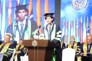 IMG 20260828 WA0047 تخرج أول دفعة من طب الأكاديمية العربية بالعلمين قنصوة يشهد تخرج أول دفعة من طب الأكاديمية العربية بالعلمين.. واتفاقية لدرجة مزدوجة مع جامعة لانكشاير موقع في الجامعة
