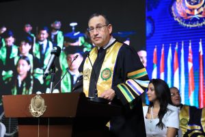 IMG 20260828 WA0049 تخرج أول دفعة من طب الأكاديمية العربية بالعلمين قنصوة يشهد تخرج أول دفعة من طب الأكاديمية العربية بالعلمين.. واتفاقية لدرجة مزدوجة مع جامعة لانكشاير موقع في الجامعة
