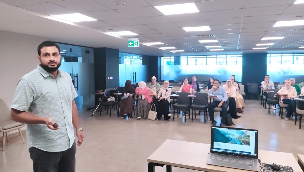 IMG 20260829 WA0043 جامعة عين شمس تدعم الباحثين بورشة مجانية جامعة عين شمس تدعم الباحثين بورشة مجانية عن «المعلوماتية الحيوية والطب الدقيق» موقع في الجامعة