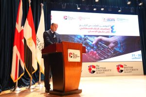 حسن الرداد، وزير العمل،