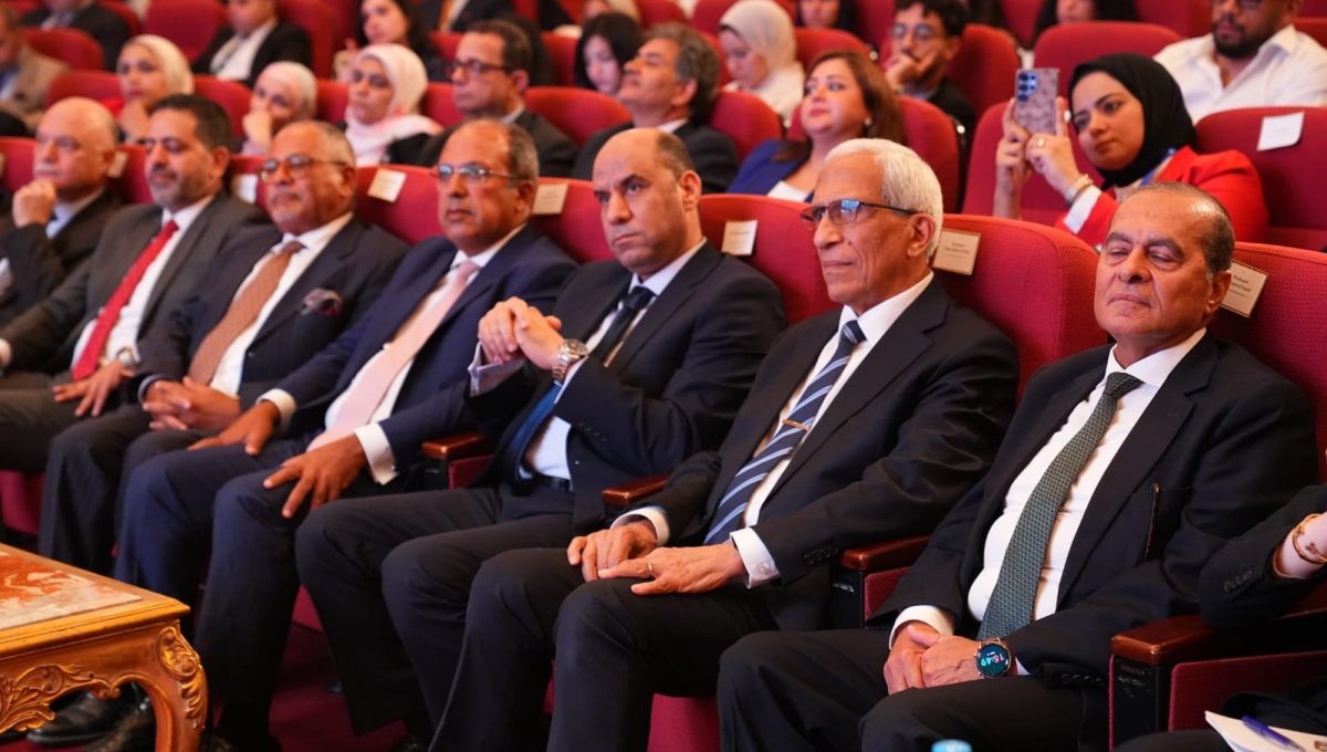 الجامعة البريطانية في مصر تختتم المؤتمر العلمي الرابع حول انعكاسات الذكاء الاصطناعي على حقوق الإنسان