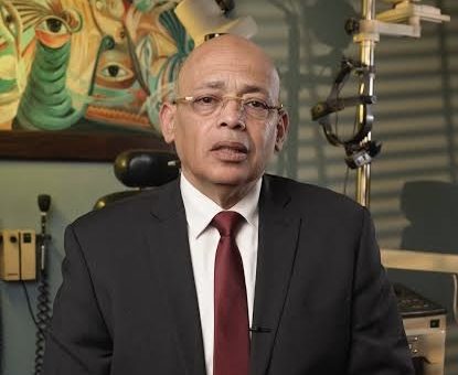 IMG 0027 تجربة «فابريكا» «دي حاجة ممنوعة».. طبيب عيون يحذر من كارثة تغيير لون العين موقع في الجامعة