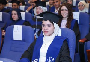 IMG 0158 الفنون الجميلة بجامعة النهضة لحظة تاريخية.. كلية الفنون الجميلة بجامعة النهضة تحتفل بتخرج أول دفعة في تاريخها موقع في الجامعة