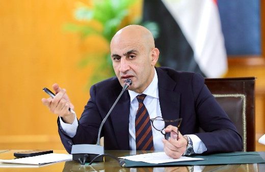 IMG 0330 الجيزة تعلن موعد جديد للامتحانات حظر العقاب والتدخين.. أبرز تعليمات التعليم للمدارس قبل انطلاق الدراسة 2026/2027 موقع في الجامعة