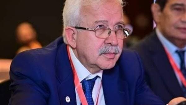 IMG 7963 وكيل نقابة الأطباء وكيل نقابة الأطباء يكشف أسباب ارتفاع نسب رسوب طلاب الفرقة الأولى بكليات الطب: الغش الجماعي وعدم التأهل موقع في الجامعة