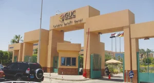 منح الجامعة الألمانية بالقاهرة والدولية 2026.. الفئات المستحقة وشروط القبول 2 منح الجامعة الألمانية بالقاهرة