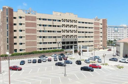 IMG 8100 الإعلام وفنون الاتصال بجامعة فاروس كلية الإعلام وفنون الاتصال بجامعة فاروس 2026.. المصروفات والتخصصات والحد الأدنى للقبول موقع في الجامعة