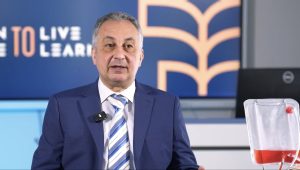 IMG 8242 عميد كلية الطب بجامعة باديا «مش بنستنى التخرج».. عميد كلية الطب بجامعة باديا: طلابنا يتدربون على الممارسة العملية للطب من السنة الأولى للدراسة موقع في الجامعة