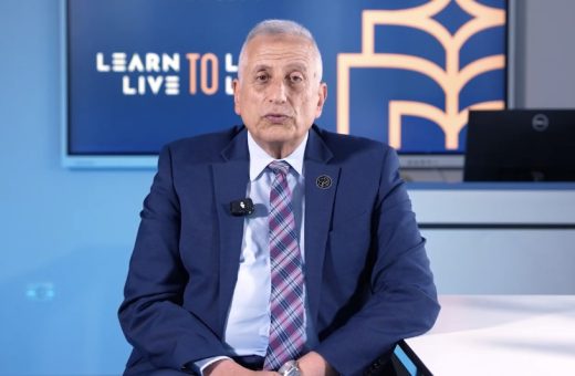 IMG 8305 1 عميد كلية العلاج الطبيعي بجامعة باديا عميد كلية العلاج الطبيعي بجامعة باديا: نجهز الطالب بالتدريب على أحدث الأجهزة ليكون مستعدًا لسوق العمل من أول يوم موقع في الجامعة