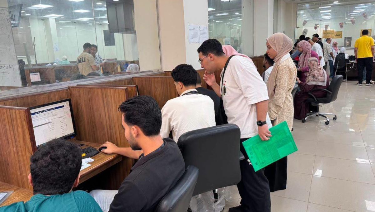 IMG 8533 2 أماكن شاغرة لطلاب علمي حقوق وتجارة وآداب وتربية.. أماكن شاغرة لطلاب علمي في المرحلة الثانية من تنسيق 2026 موقع في الجامعة